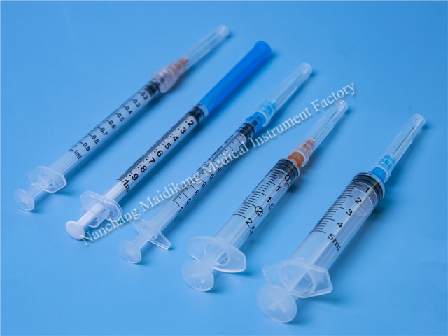 disposable syringe